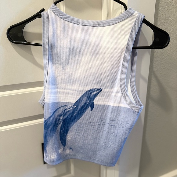 Forever 21 Blue Whale Graphic Crop Top - Picture 4 of 4